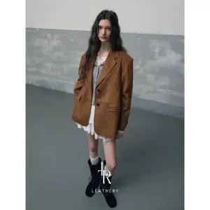 [레더리](신세계 사우스시티)디바이드 싱글 스웨이드 블레이저 [2color]