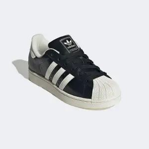 아디다스 여성 스니커즈 슈퍼스타 II 블랙 MW844681