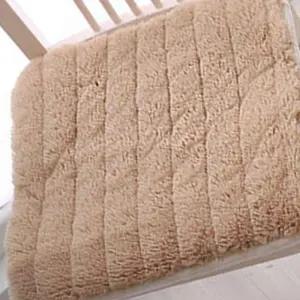 사무실방석 푹신한 양털 극세사 방석 자동차 사무실 직장인 학교 의자 모던 쿠션 털 겨울