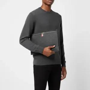 MAC019L 00198 001 페블 그레인 지퍼 공용 클러치백