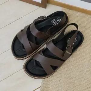 국내제작 남자 크로스 스트랩 버클 고정 데일리 쿠션 아웃솔 스트랩샌들 슈즈 6SS