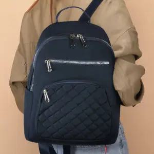 여자 베이직 모던 심플 퀄팅 포켓 지퍼 라운드 백팩 짐가방 보조가방 여행가방 데일리룩