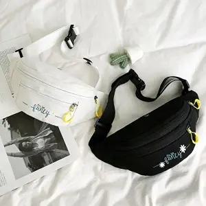 여성힙색 캐주얼 가방 여행가방 플라워 포인트 힙색 크로스가방