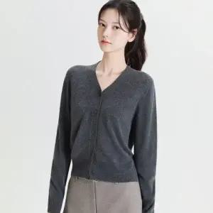 에센셜 브이넥 홀가먼트 가디건 miwckft20t