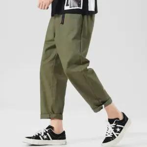 활용도높은 크롭한 기장 와이드핏 남성 여름 밴딩팬츠 HcK8+1Hye