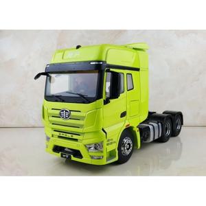 새로운 1:24 파우 리베레이션 J7 논-J6 트랙터 합금 트럭 모델 다이캐스팅 자동차 장난감 수집용 전면