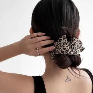 볼륨 헤어 곱창 머리끈 대형 빅 헤어밴드 스크런치 머리 묶음용