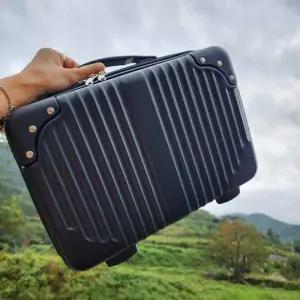 레트로 스타일 14인치 기내용 소형 캐리어 블랙 출장용 메이크업