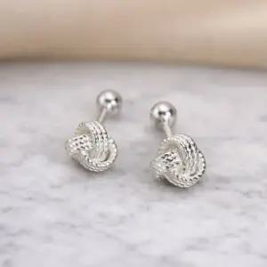 메종드쉬 귀걸이 페미닌 꼬임 매듭 피어싱 BCE001