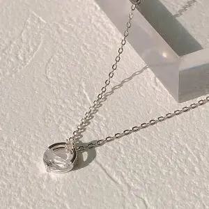 [메종드쉬] 목걸이 로맨틱 큐빅 하프링 펜던트 BCN005