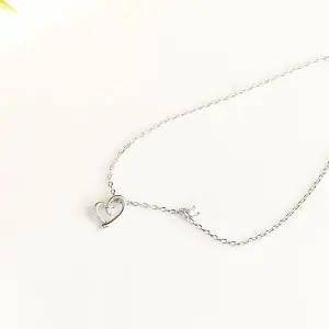 시후주얼리 화이트골드 시뮬럿다이아 러블리 하트 펜던트 목걸이