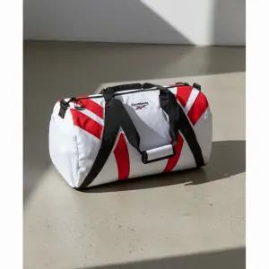 리복 벡터 플래시 더플백 운동 가방 스포츠 보스턴백 화이트