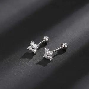 러블리 포인트 장식 네잎클로버 귀걸이 미니 이어링