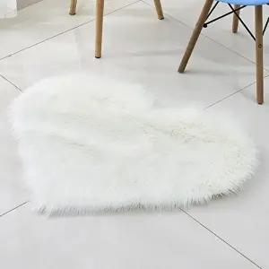 뿅뿅 하트 장모 러그 50x65cm 털러그 카페트 (KYR-WC340B3)