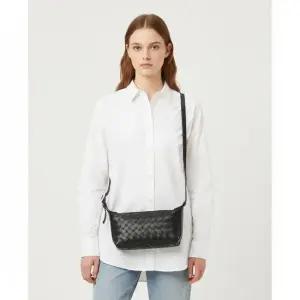 BOTTEGA VENETA 26SS 여행용 휴대폰 파우치 844018 V2HL0 3009)