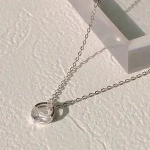 메종드쉬 목걸이 로맨틱 큐빅 하프링 펜던트 BCN005