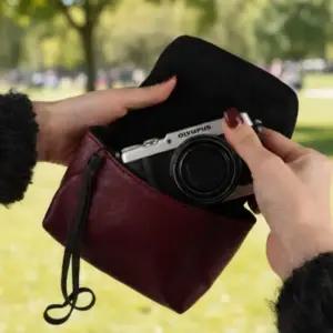 ( )중 버건디 인조가죽 디카 파우치 보관 케이스 소형 주머니 수납 가방 카메라 휴대용