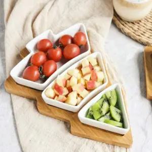 화이트 크리스마스 트리 접시 칩 앤 딥 세트 대나무 트레이가 포함된 11인치 세라믹 스낵 탈착식 도자기