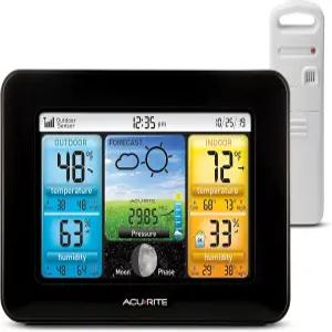 컬러 디스플레이 실내 실외 온도계 및 온도 센서가 있는 AcuRite 무선 홈 기상 관측소(02077M)