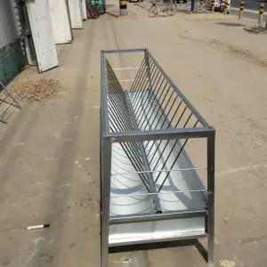 가축 사료통 먹이통 염소 축산 농장 급식기 목장 송아지