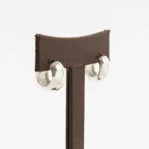 [신상오픈런]볼드링귀걸이 가락지 두툼한 엠보싱 통통 실버이어링 (29965124)