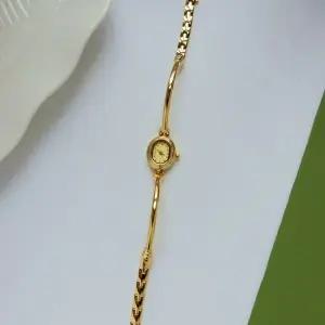 호환  여성용 여성 시계 소형 다이얼 쿼츠 시계 실버 골드 구리 오롤로지오 여성용 고급 손목시계 타원형