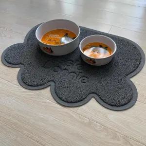 캐시 도니 개와 고양이 먹이 매트. 음식과 물그릇을 위한 애완동물 유연한 부드러운 무독성 방수 러그.