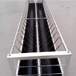 염소 철제 먹이통 목장 스테인리스 여물통 흑염소 농장 사료통