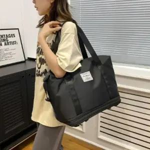 [신상오픈런]여성용 롤링 바퀴 탈부착형 보스턴 트래블 가방 (33138401)