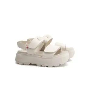 매장정품 [브랜드명] 헌터 HUNTER [WOMEN] 시티 레블 레더 힐 스트랩 샌들 - 캔버스크림 UFD3110LEACCR 121