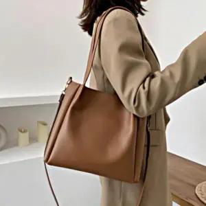 [라일리] Rly 데일리 크로스 다양한 깔끔한 숄더백 코디에 좋은