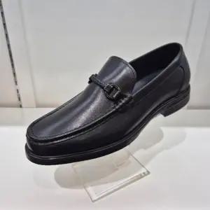 엘칸토 HC11 소가죽 남성로퍼 초경량 세미케주얼 로퍼  D5T5U6Q1319