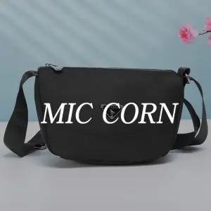 BM_00825 크로스백 온나핏 크로스백 온나핏 BM_00825