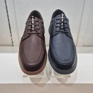 엘칸토 HC11 소가죽 남성화 초경량 세미케주얼 보트화  H5C4U61T3Q5985