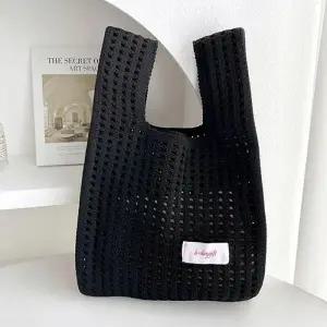 여자 미니 손 손가방 가벼운 가방 백 미니손가방 니트 미니토트백 블랙 여성핸드백 토