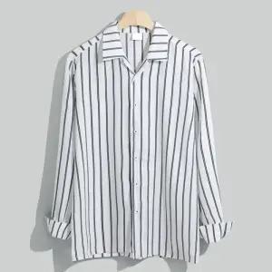 [엠엔씨][MNC] 삼색 스트라이프 오픈셔츠 (MDLS248MS)