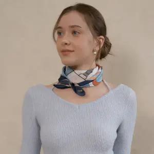 [롯데백화점]엘르 E벨트블럭 실크 스카프 SE321S304