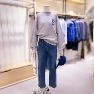 [대구백화점] [시에로]S 부클자수 라글란 티셔츠(SL8TSF420)