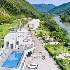 [강원] 비브릿지풀빌라리조트(강원, 영월)