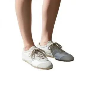 [드리스반노튼] 스웨이드 스니커즈 150963522