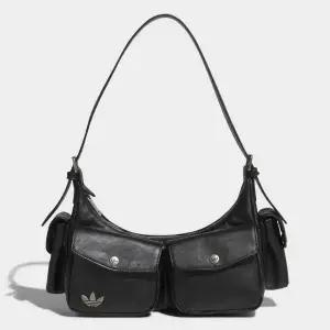 아디다스 오리지널 숄더 백 KW4748