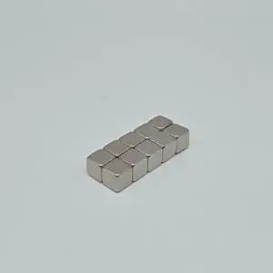 네모사각자석 초강력 네오디움 사각자석 미니 강력자석 7x7x7mm
