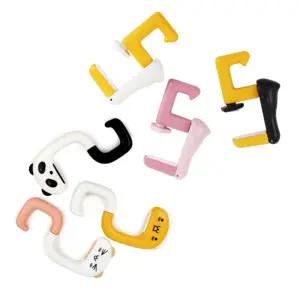 바라던리빙 캐릭터 가방걸이 책가방고리