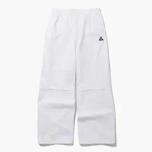 [르꼬끄](센텀시티점)[50% OFF] 유니 프라우드 퍼텍스 루즈핏 팬츠 (QQ123LPT21_OWT)