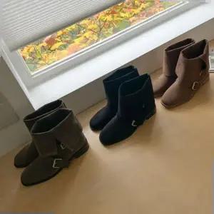 숏부츠 버클장식 절개 앵클 미들부츠 여성부츠