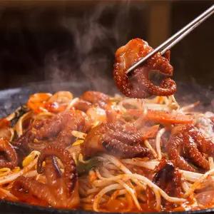 [NS홈쇼핑][서울맛집] 맛있게 매콤한 용두동식 쭈꾸미 300g x 3팩[35657554]