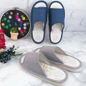 지압 거실화 푹신한 논슬립 소음방지 마사지 거실화 통기성 데일리 편안한 스트라이프 마사지화 실내화