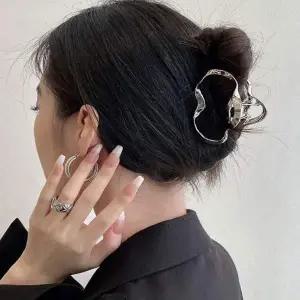 여성 273NBE88 2컬러 간편 집게핀 메탈 헤어핀 반묶음 올림머리