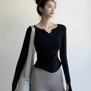 여성 필라테스 티셔츠 데일리 필라테스 운동 여성 요가복 상의 요가 트레이닝 루즈핏 기능성 운동복 브이넥