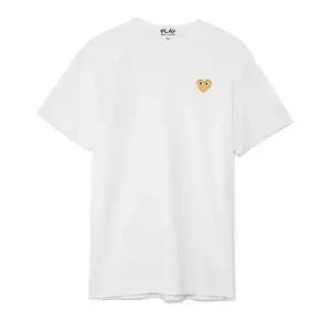 [꼼데가르송] 골드 하트 와펜 패치 티셔츠 화이트 132642230